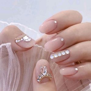 Short Righnstones Press On Nail